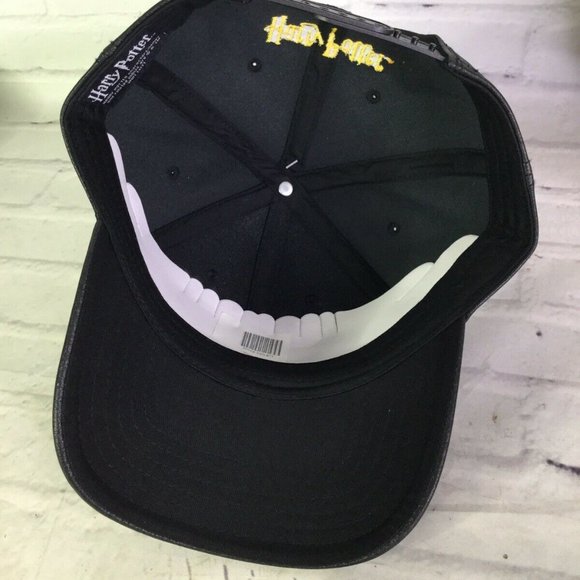 Harry Potter Hogwarts House Crest Logo Shimmer Hat main image 6